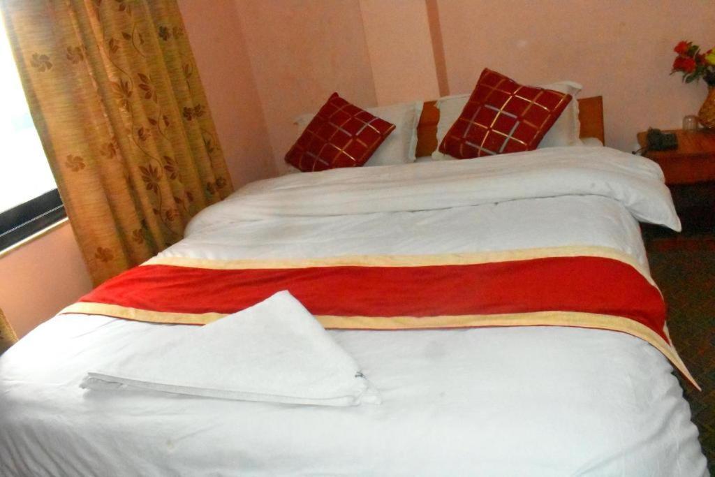 Festoon Hotel Kathmandu Esterno foto