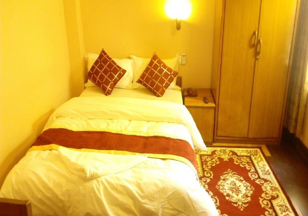 Festoon Hotel Kathmandu Esterno foto